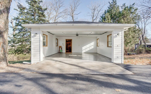 Cozy Liberty Getaway w/ Fire Pit & Patio!