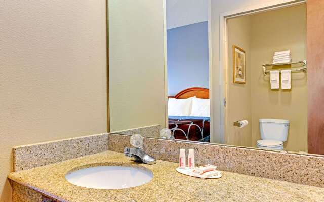 Super 8 by Wyndham Smithfield/Selma