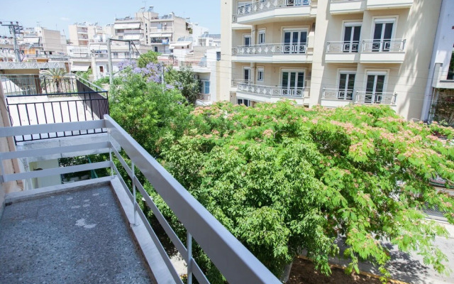 Beautiful Apartment in  Piraeus