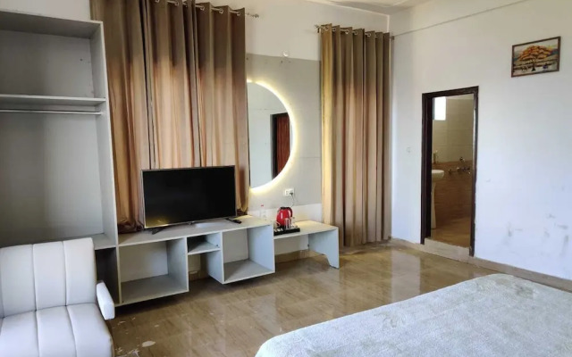 Jaitak Resort By Pine