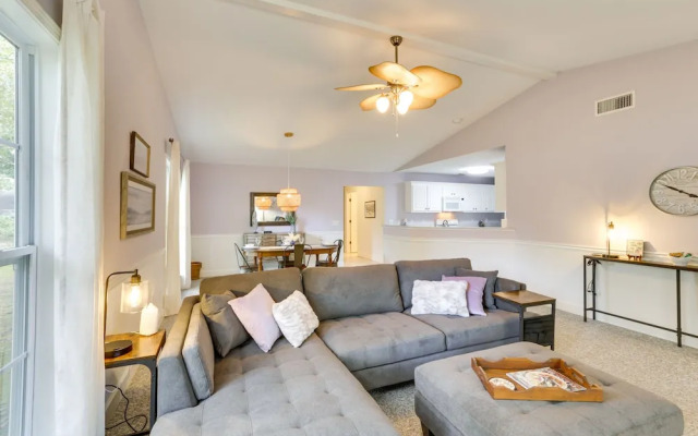 Tranquil Thomasville Retreat w/ Deck + Dining Area