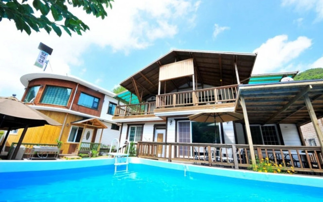 Gapyeong Top Pension