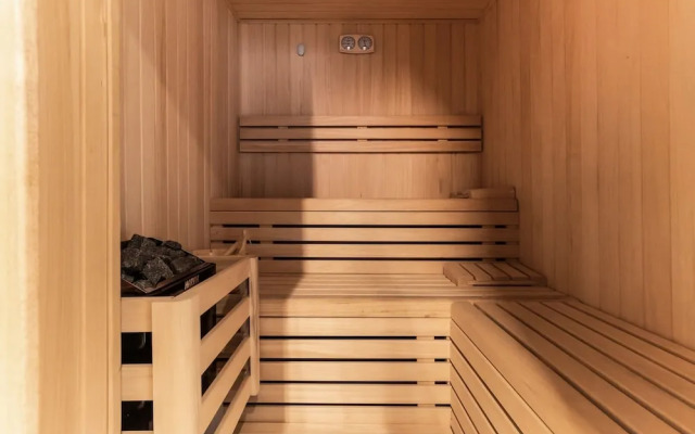 Lusciano - 2 Bedrooms Pool and gym in Almagro