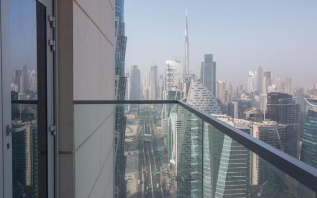 Burj Khalifa view from ALL rooms Brand New 3BR - Noora