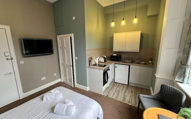 Rossal House Apartments