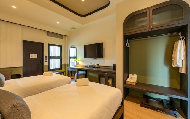 Shamrock Chiangmai Hotel - Adults Only