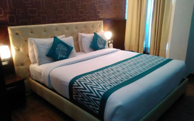 Hotel Signature Grand