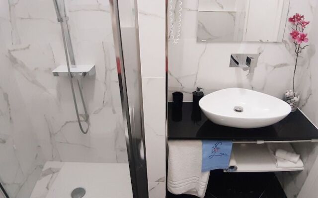 Sophia Boutique Home