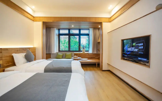 Bie You Dong Tian.Mountain home