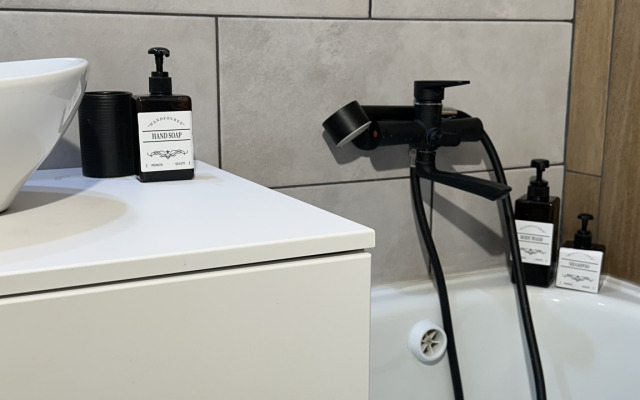 Апартаменты на улице Шишкова 144Б