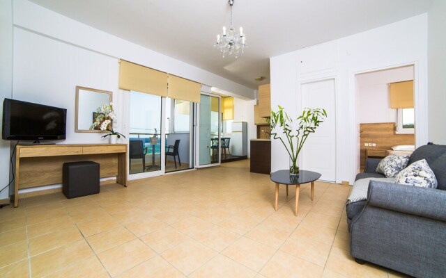 Eva Apartments