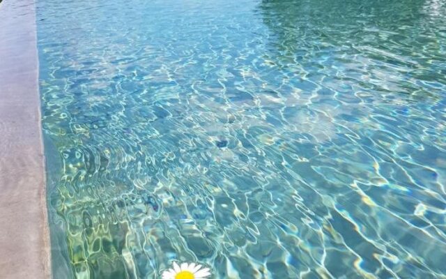 Mandarina Suites
