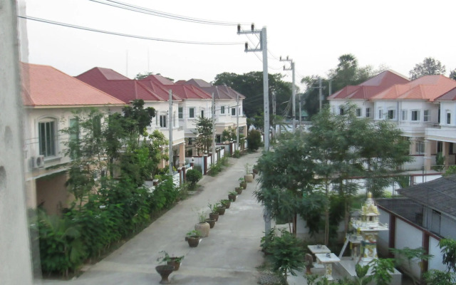 Kamalar Palace Longstay house