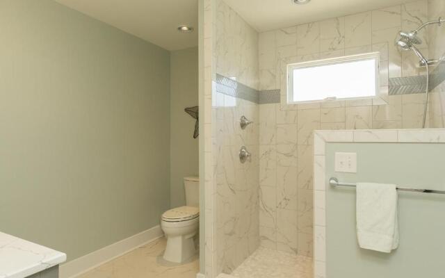 Seascape by Oak Island Accommodations