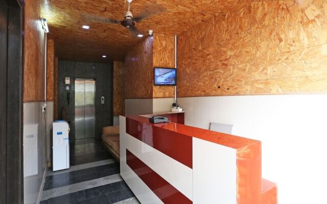 OYO 13592 Royal Stay Inn