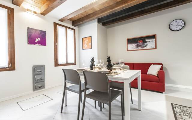 Venetian Superior Apartment R&R