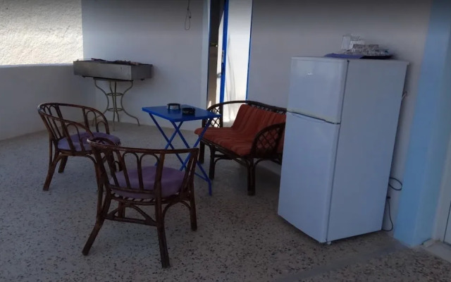 Grandma Vasiliki Rooms To Let