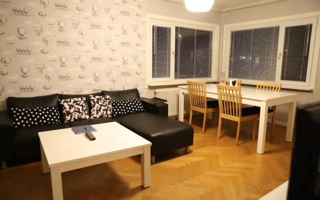 Entire Villa HomelyComfort, Laxå