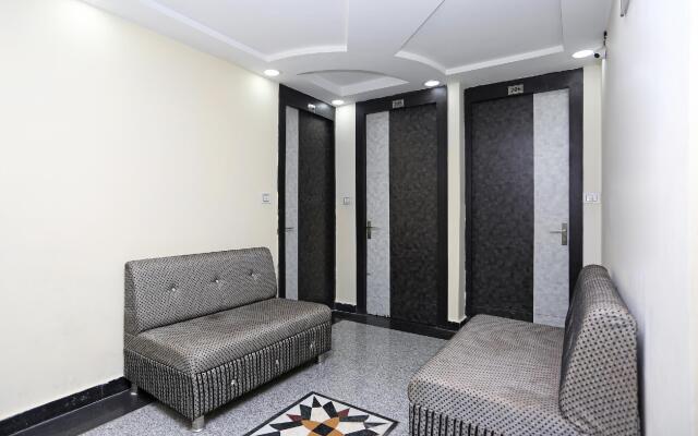 Collection O 10589 Laxmi Guest House