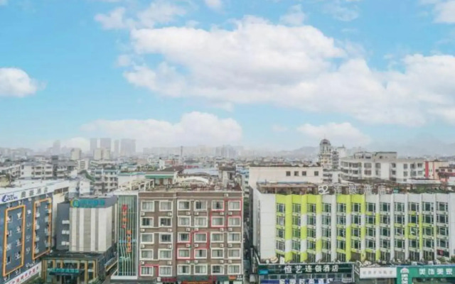 Sunday Hotel (Guilin Railway Station)(星期天酒店（桂林火车站店）)