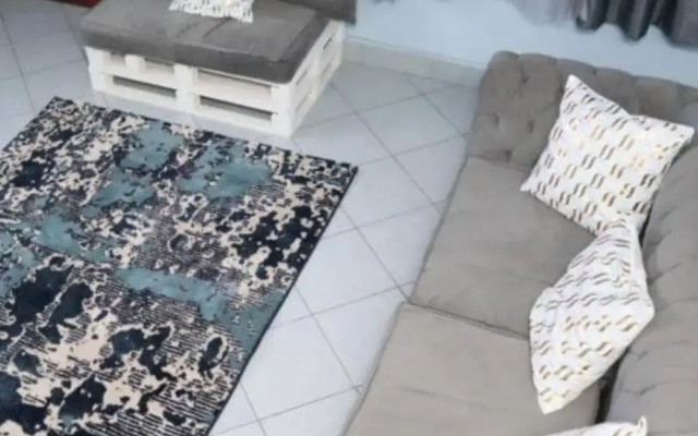 Stay.Plus 2 Bedroom Beach Road Apartment