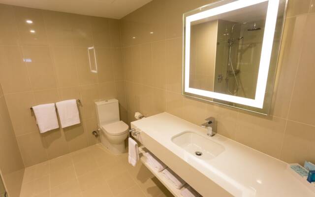 Novotel Sydney West HQ Hotel