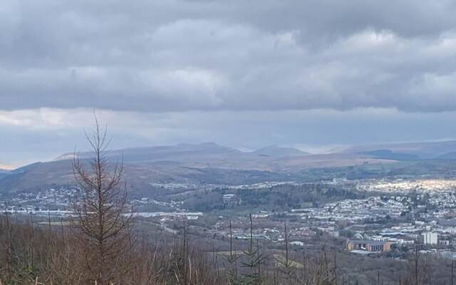 Beautiful 3-bed House in Merthyr Tydfil