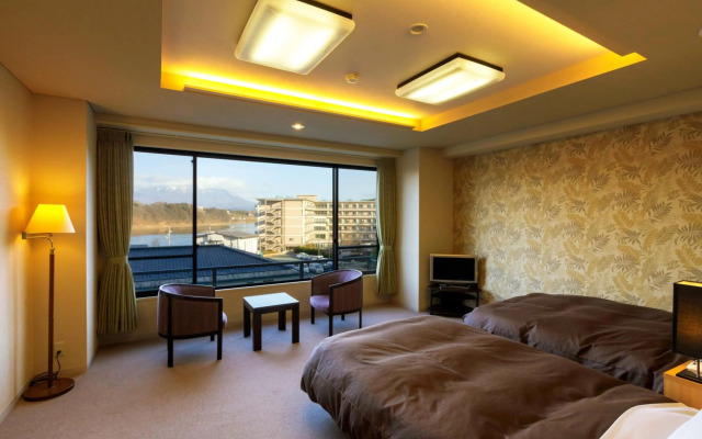 Hotel Shion
