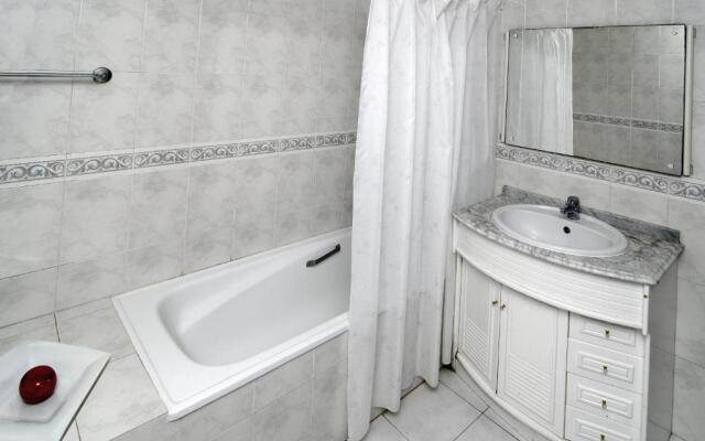 417 Villa Beatriz