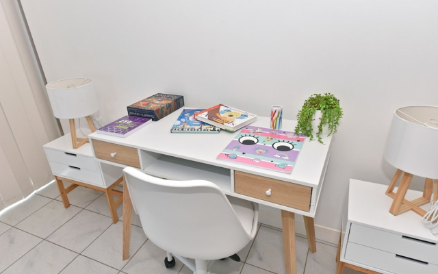 Comfy Home near Airport & City 2280