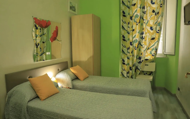 Român Holidays Hostel