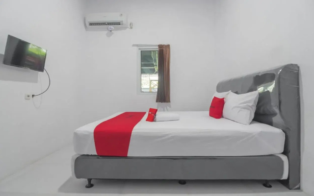 Cattail Guest House