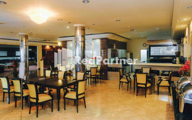 Collection O 637 Yasmin Hotel