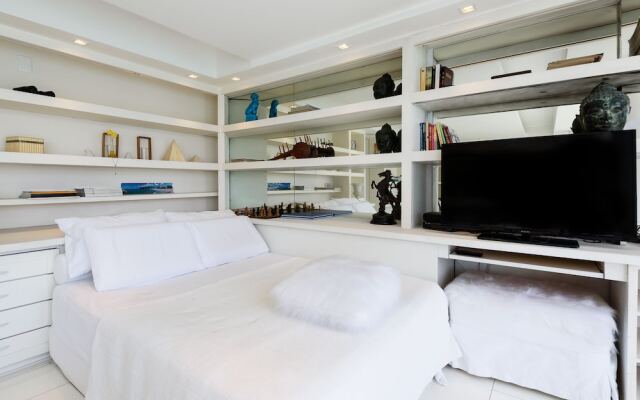 Omar do Rio - Apartamento V902