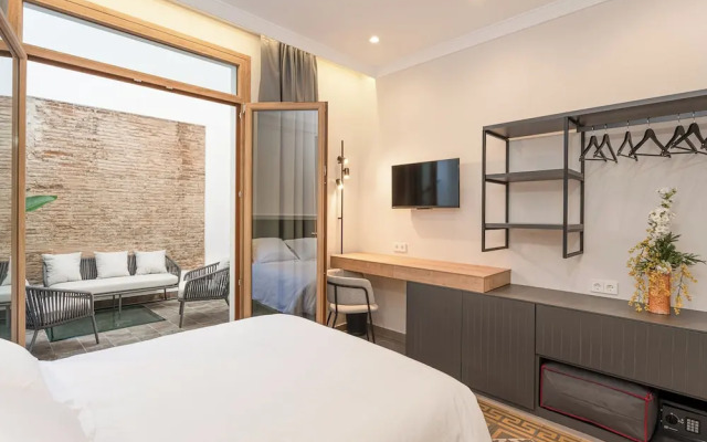 Art Experience H. Boutique