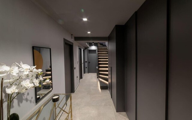 Beautiful 4-bed Villa Ria in Vathianos Kampos