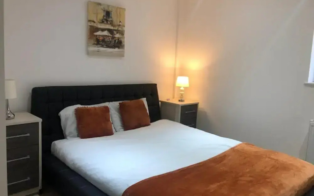 London Bermondsey, 3 People, Beautiful Studio