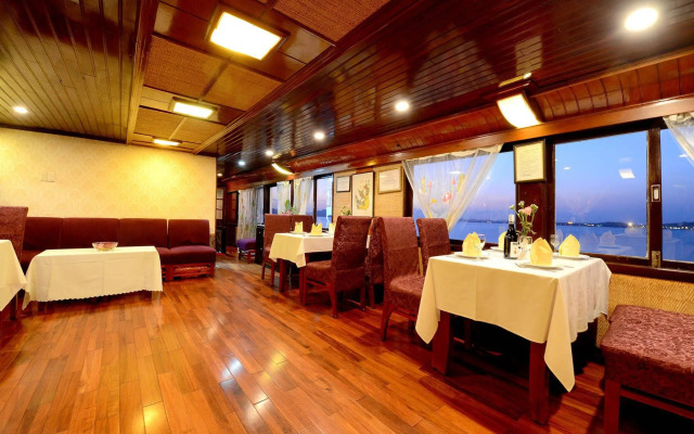 Imperial Classic Cruise Halong