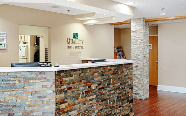 Quality Inn & Suites