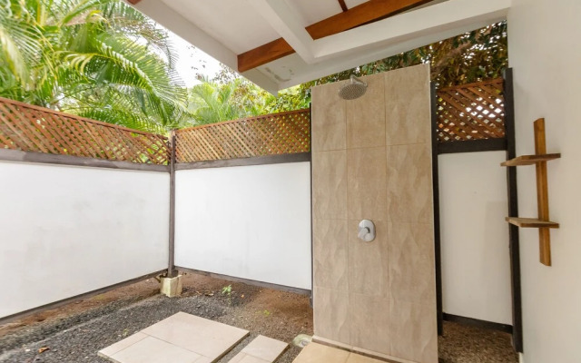 Salvatierra Beachfront Hotel