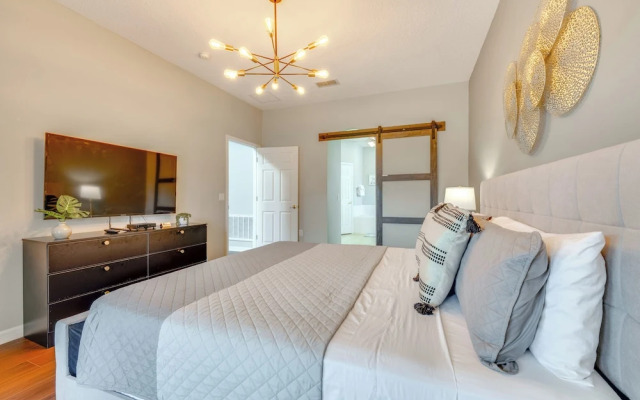 Luxury Championsgate Home Near Disney Parks!