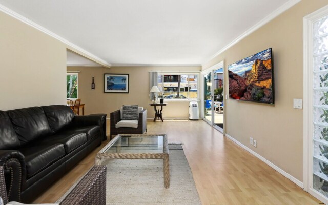 Newport Beach Bungalow