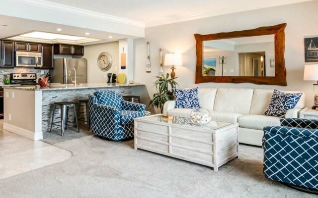 Sundial Beach Resort & Spa