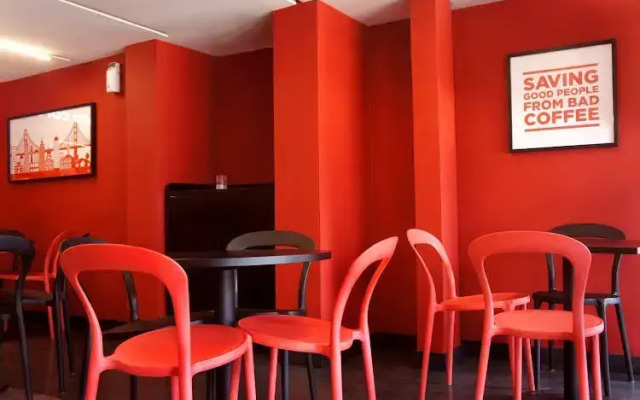 Grand Centrepoint Hotel