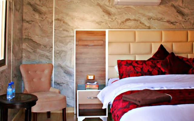 Seven Wonders Luxury Camp