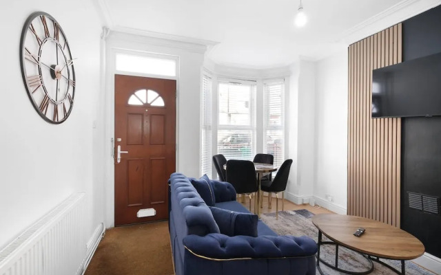 Radford 3 Bedroom and 1 Bathroom House