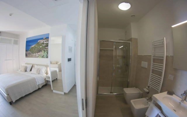 Est Hotel