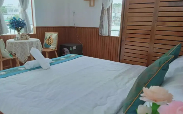 Sea-breeze homestay