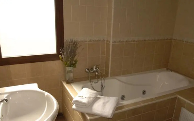 Complejo Puerta del Valle