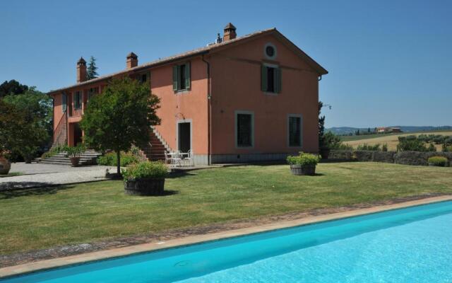 Villa Augusta Sleeps 14 Exclusive Pool